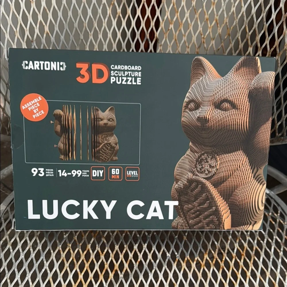 Cartonic Lucky Cat - Cardboard 3D Puzzle Unique Gift Decor Eco Material Fun